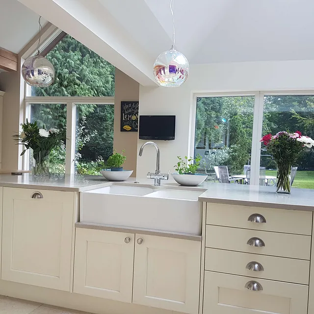 WINDSOR IVORY