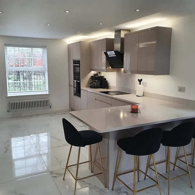 Remo Gloss Cashmere Kitchen Gallery