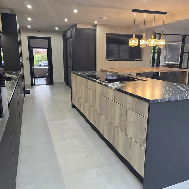 Joyce Kitchen