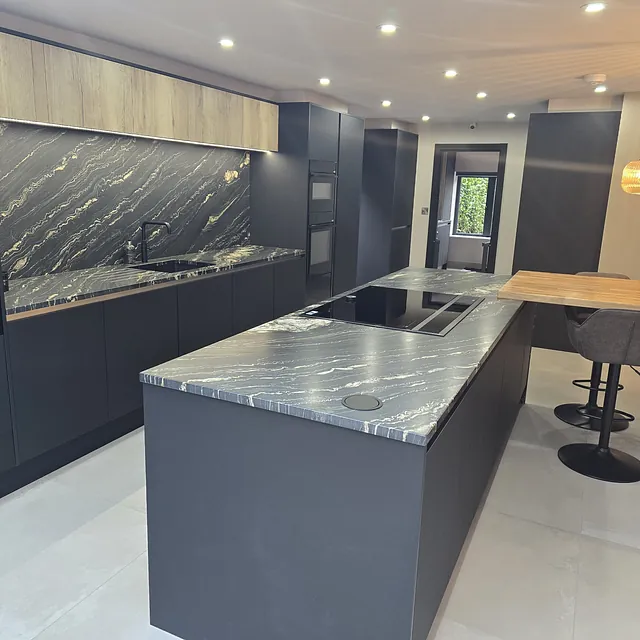 Joyce Kitchen