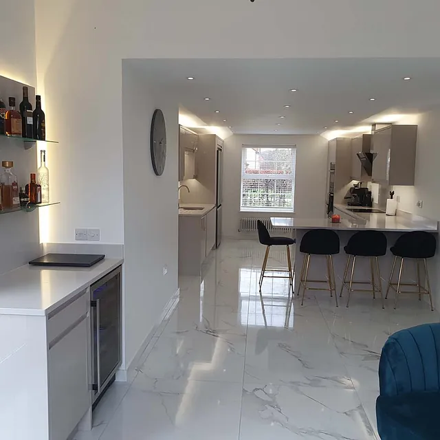 Remo Gloss Cashmere Kitchen Gallery
